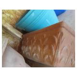 Tons of Tera Cotta pots, outdoor pl...