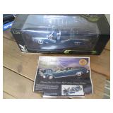 Road Signature 1/24 scale die cast ...
