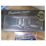 Road Signature 1/24 scale die cast ...