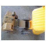 Vintage metal Remco Dump Truckd...