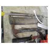 Table top flooring cutter, hammers,...