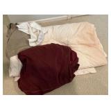 queen sized down comforter with coverlet