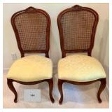 Set of 2 Vintage Thomasville Legacy collection dining chairs