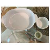 Group of corning ware, casserole 4L, misc