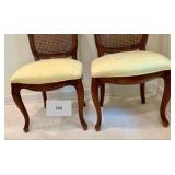 Set of 2 Vintage Thomasville Legacy collection dining chairs