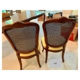 Set of 2 Vintage Thomasville Legacy collection dining chairs