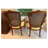 Set of 2 Vintage Thomasville Legacy collection dining Captain chairs