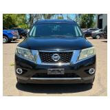2013 NISSAN PATHFINDER SL *4x4 | 3RD Row Seating* (NO RESERVE)