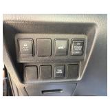 2013 NISSAN PATHFINDER SL *4x4 | 3RD Row Seating* (NO RESERVE)