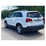 2013 KIA SORENTO EX *All Wheel Drive* (NO RESERVE)