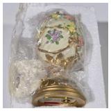 Lefton Royal Egg Collection Floral Musical Egg “Hi-Lili Hi-Lo” 1995 With Box