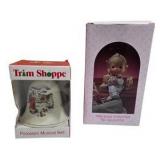 Precious Moments Christmas Stocking Hanger With Lights & Trim Shoppe Porcelain Musical Bell