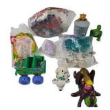 Mixed Fast Food Toy Lot Batman Hunchback of Notre Dame Dinosaur Viewers & Character Figures