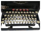 Estimated $200-$300 value! Vintage Remington 12 Manual Typewriter Black Antique Display Piece
