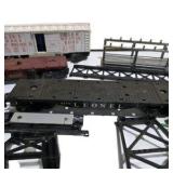Vintage Lionel O Gauge Train Cars, Accessories, Floodlight Tower & Model Railroad Parts Lot