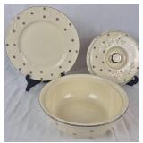 Homer Laughlin Platinum Stars Roses Oven Serve 2 Qt. Casserole with Lid and Underplate
