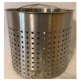 HUGE Bayou Classic Stainless Steel Fish Boil Stock Pot with Removable Basket and Domed/Vented Lid