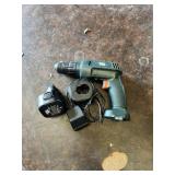 Black and Decker PS310 8.4V Cordless Drill with 9.6V Battery Pack and Charger - Works