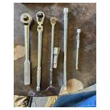 Ratchets, Extension Bars, and Adapter
