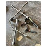 Lug Wrenches and Oil Filter Wrenches