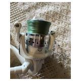 Gritstick 5000 and Bass Pro Shops MGT540 Spinning Reels Lot