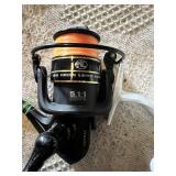 Gritstick 5000 and Bass Pro Shops MGT540 Spinning Reels Lot