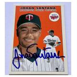 Johan Santana On-Card Auto  2000 Fleer Tradition #U43 Minnesota Twins Baseball Card