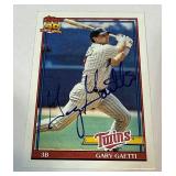 Gary Gaetti On-Card Auto 1991 Topps #430 Minnesota Twins Baseball Card