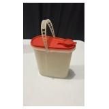 Misc Tupperware 5 PC Set with Lids