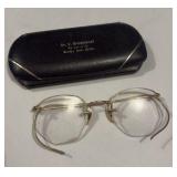 4 Pairs of Vintage Eyeglasses with Cases