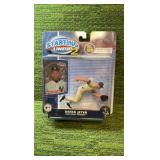 2001 DEREK JETER Starting Lineup 2 New York Yankees Baseball SLU Figure + Card