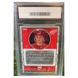 2010-11 Upper Deck Hockey Heroes Steve Yzerman #HH4 HOF 1md