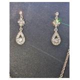 Bridal jewelry set,floral-inspired motifs and sparkling CZ teardrop pendants