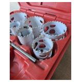 Milwaukee 13-Piece General Purpose Hole Dozer hole saw kit,used