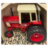 Vintage ERTL Toys Die Cast  International 1586 Tractor With Cab In Original Box
