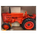 Vintage ERTL Toys Die Cast John Deere 1/16 Scale 1947 Model "MI" Tractor Orange Color In Original Box