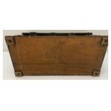 Vintage King Quality Radio 5 Tube Capacity: Untested With Bakelite Knobs 10" x 11" x 20.5"