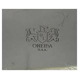 Vintage Oneida Silver Plated Trinket Box Black Bakelite Lid With Bird Inlay 6 1/4"