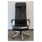 tall black office chair