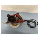 Model 5587 Skilsaw / Skill Saw Corded Electric 15-Amp 7.25" Circular Saw