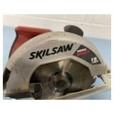 Model 5587 Skilsaw / Skill Saw Corded Electric 15-Amp 7.25" Circular Saw