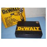 DeWalt DW945K-2 Heavy Duty 1/2" Cordless Drill / Driver with Versa Clutch & Keyless Chuck