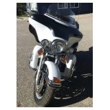 2008 Harley Davidson FLHTCUI Motorcycle