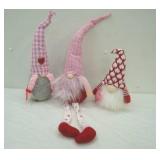 Gnomes. Valentines Themed