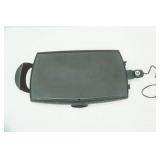 Presto Griddle (1 broken handle)