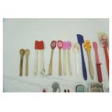 Mini Spatulas, Mini Wooden Spoons, Full Size Spatula, Variety of Peelers, Cooking Thermometers and more