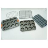 Cupcake Pans, Cooling Rack, Roasting Rack