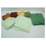Linen Tablecloths & Napkins