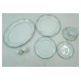 Vintage Legendary by Noritake Kenwick 4217 China Set