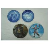 Vintage Christmas Plates. 1973 Smucker